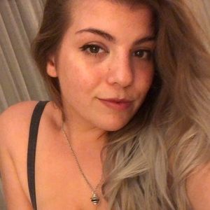 Meet your Posher, Melanie